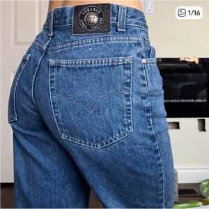 Versace Women's Classic Blue Straight Leg Jeans - size 31